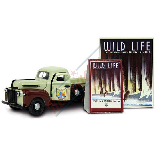 Gearbox Toys U.S. Fish and Wildlife Service -1942 Ford Pickup-Great Outdoors Series